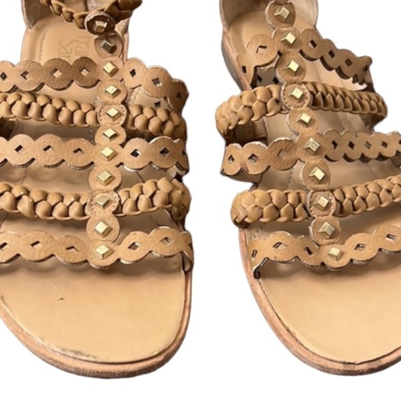 Franco Sarto Beryl Tan Gladiator Studded Flat Sandals Size 8.5 - Picture 2 of 8